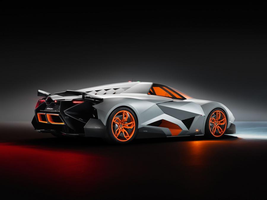  Lamborghini Egoista 2013 года  (фото 9 из 13)